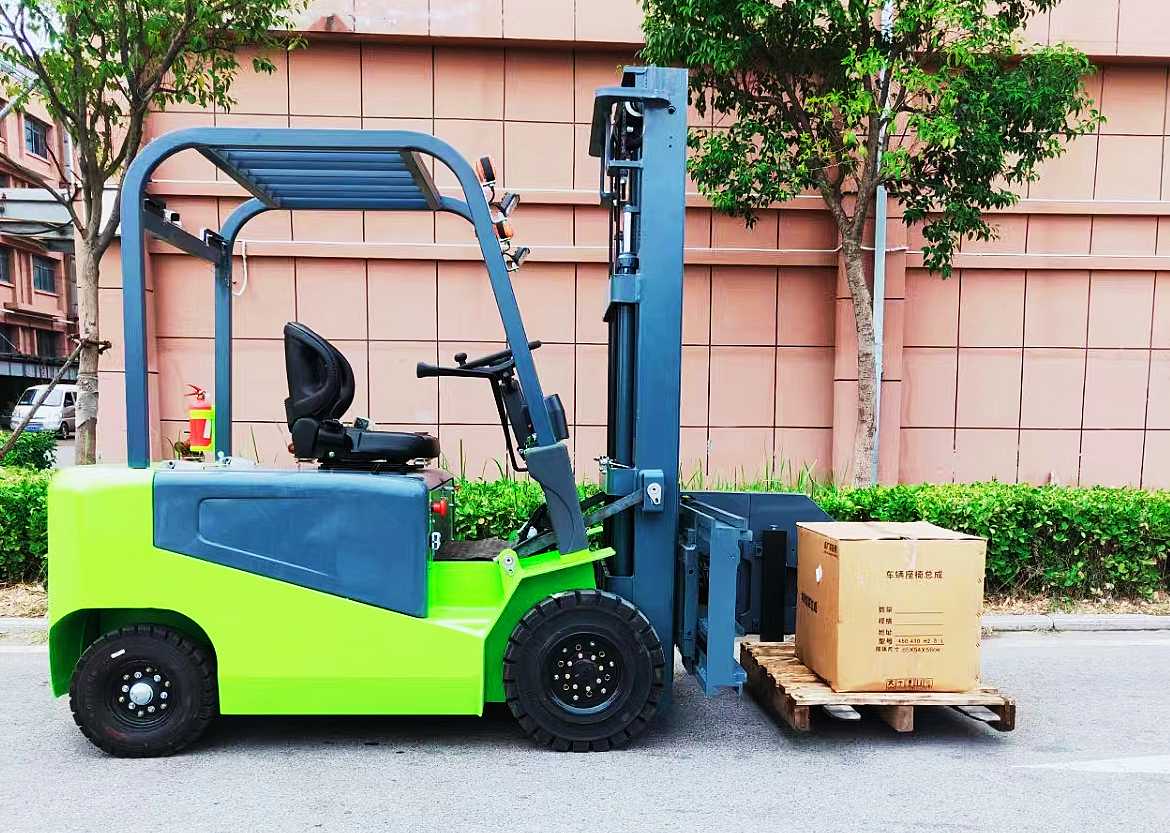 3 way forklift truck