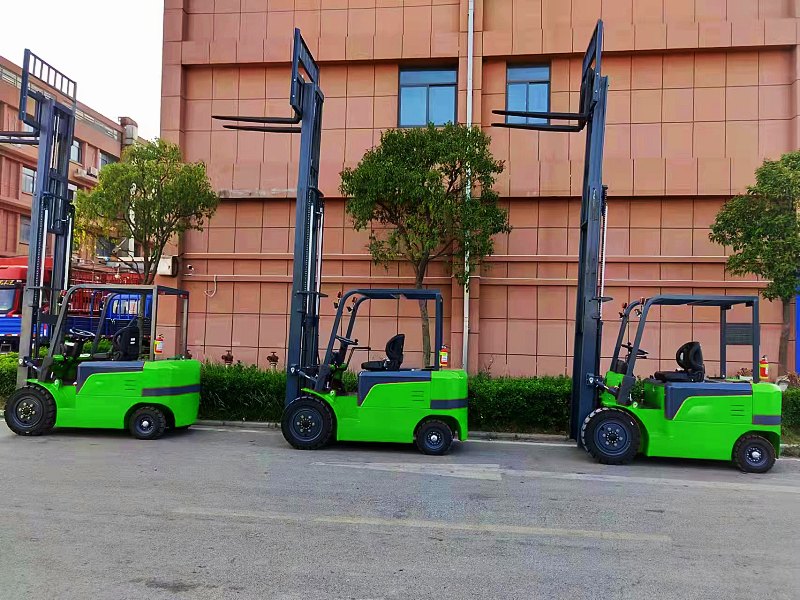 4 wheel electric counterbalance forklifts